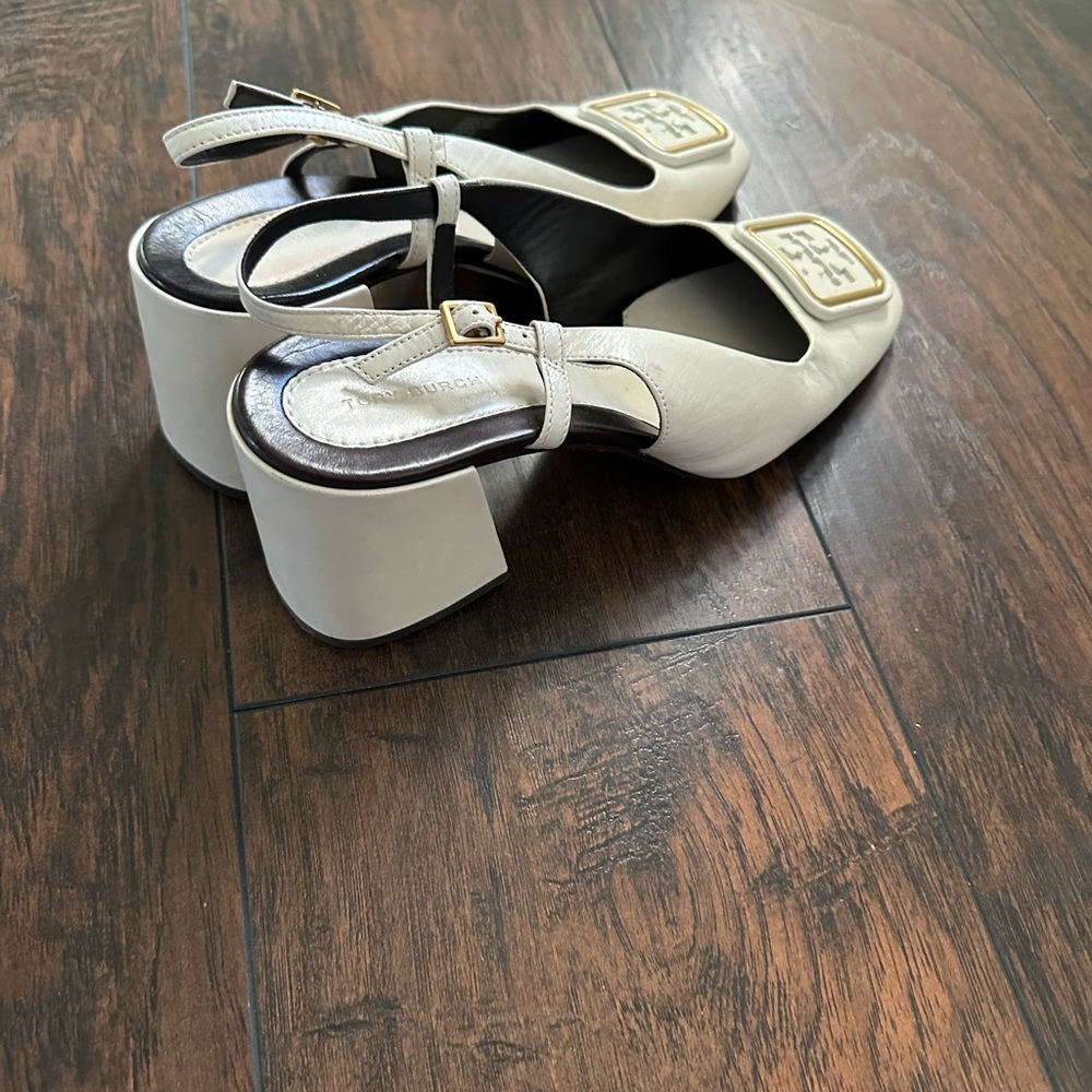 Shoes, Tori Borch, slightly used, in great condition. It’s a big 9